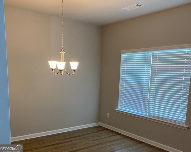 Building Photo - 216 Finley Dr