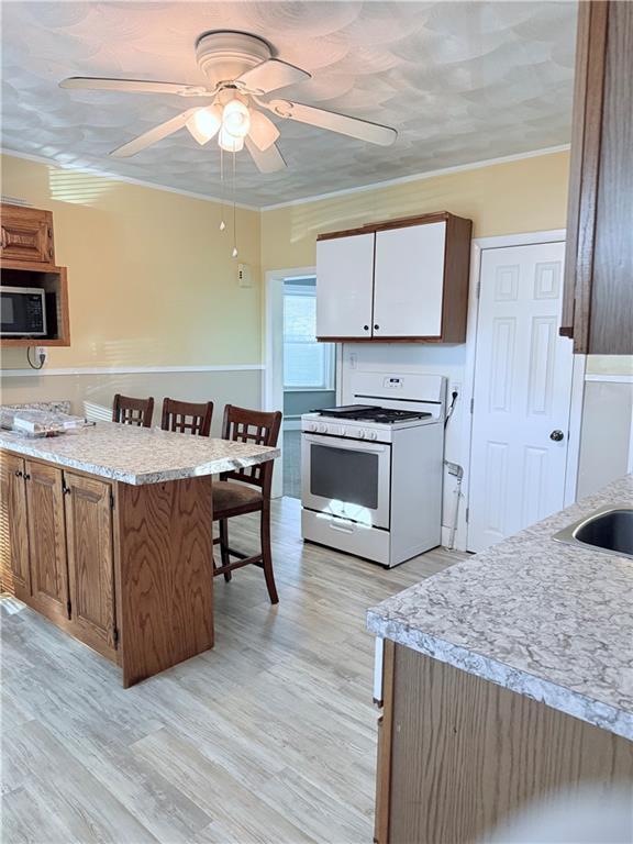 Primary Photo - 128 Vincent Ave