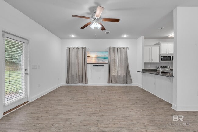 Building Photo - 25806 Pollard Rd