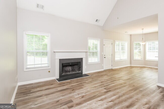 Building Photo - 5909 Rutland Pass SW