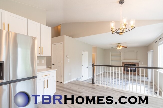Building Photo - 13612 Plaster Cir