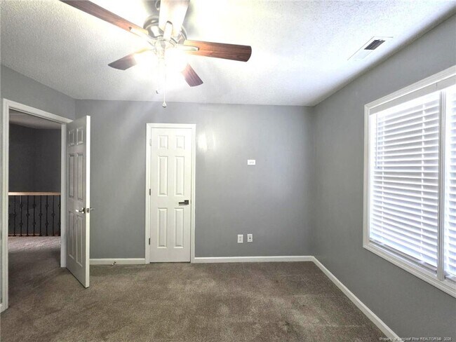 Building Photo - 2917 Franzia Dr
