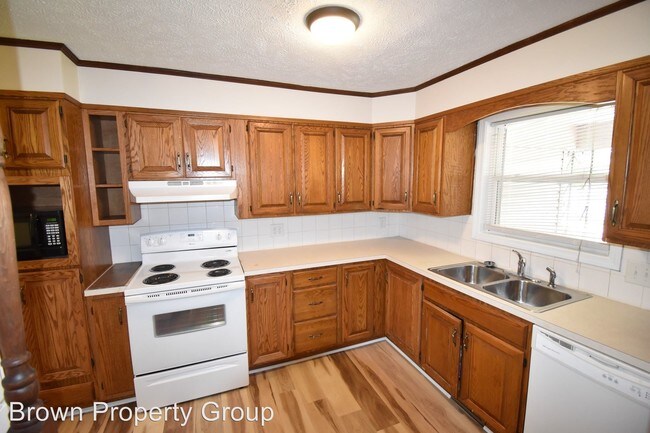 Building Photo - 453 Sheffield Ct