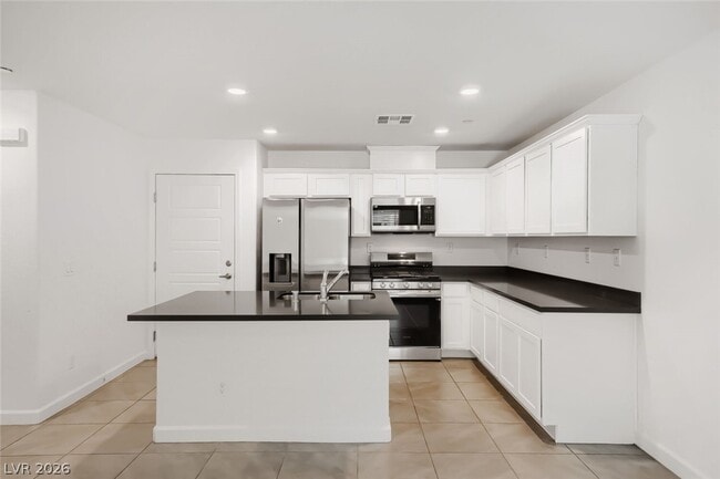 Building Photo - 3509 Golden Chariot Ave