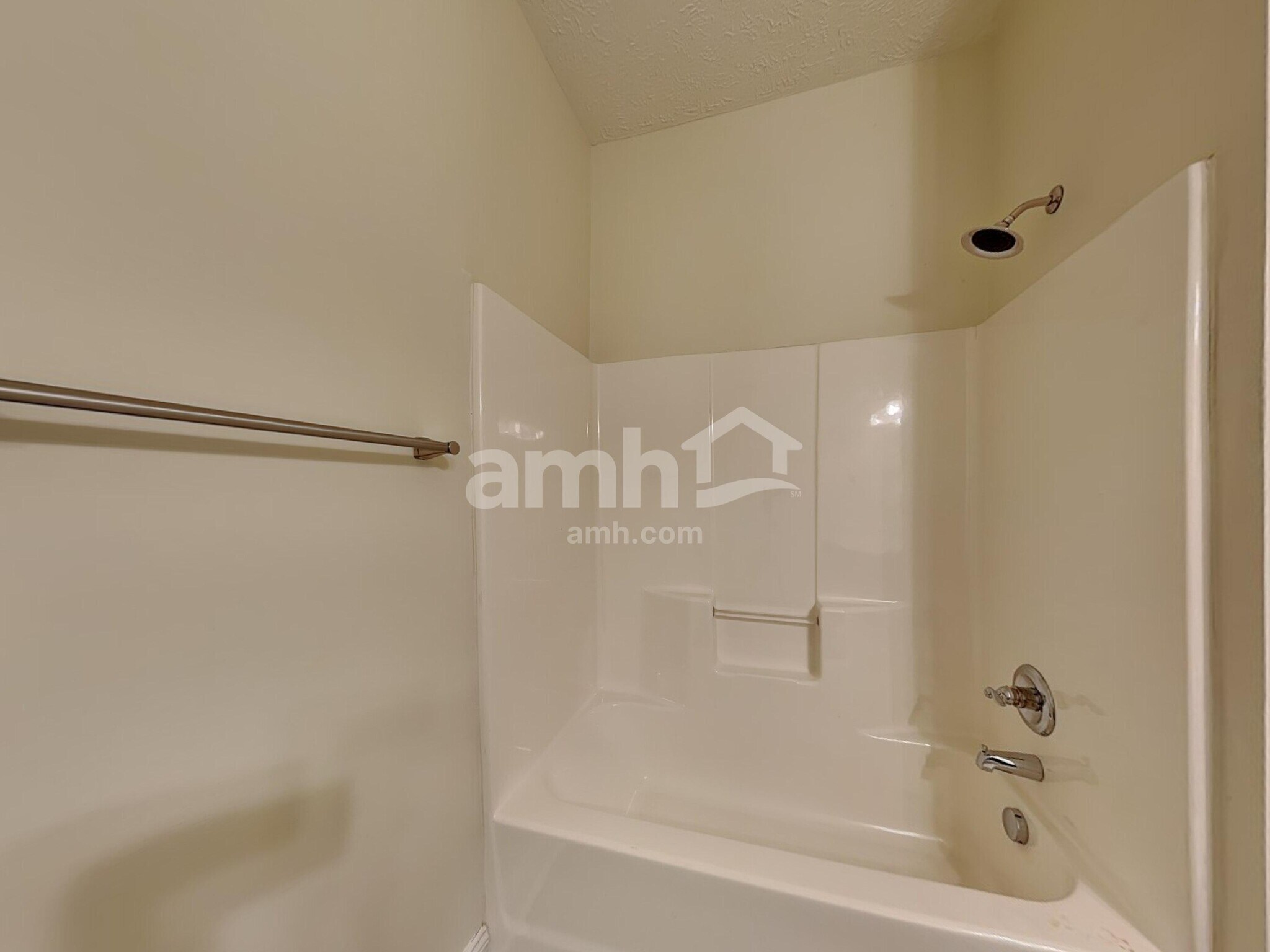 Building Photo - 1409 Napa Pt W