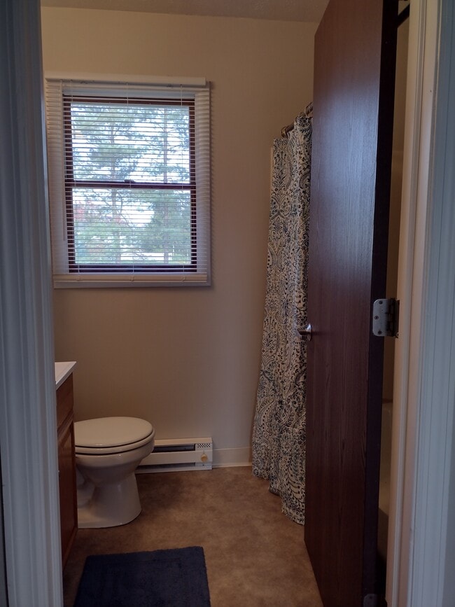 Building Photo - 173 Home St