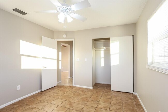 Building Photo - 12287 Mallory Dr
