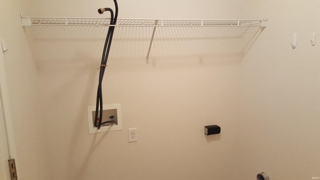 Building Photo - 1409 Shining Armor Ln