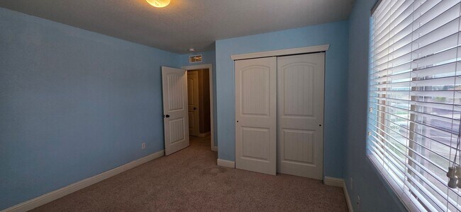 Building Photo - 4117 Gunsmoke Rd
