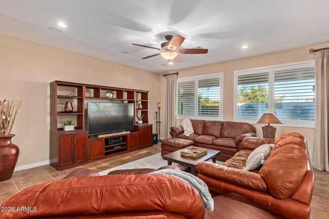 Building Photo - 16367 N 183rd Dr