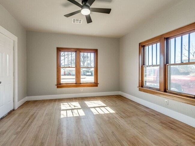 Building Photo - Renovated 3-bedroom, 2-bath home located in the heart of Edmond!