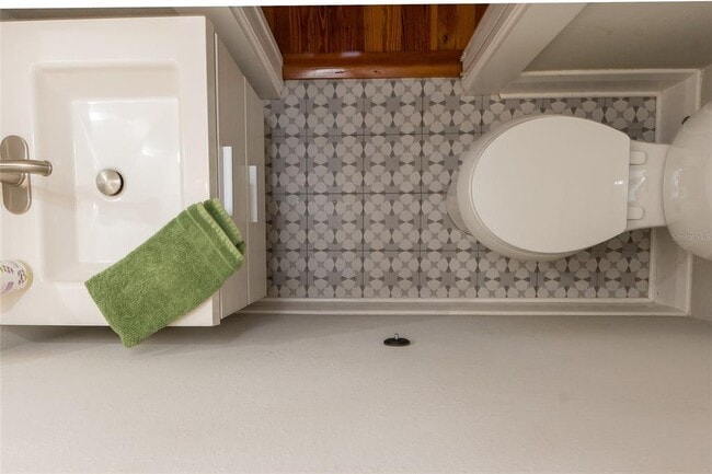 Building Photo - 705 W Alfred St