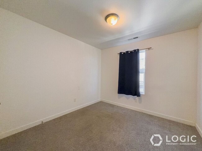 Building Photo - 11627 S Frost View Ln