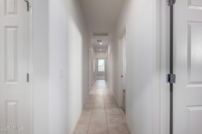 Building Photo - 8818 W Luke Ave