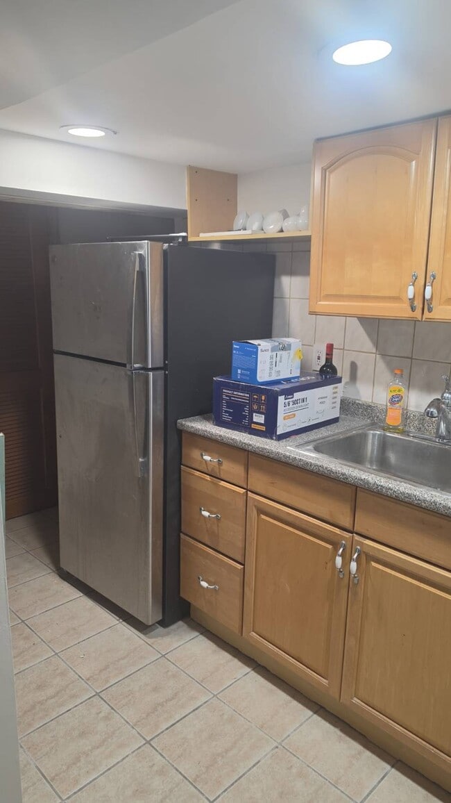 Building Photo - 45-1 21st Ave