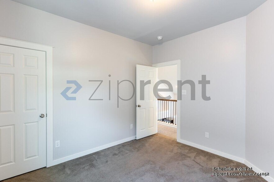 Building Photo - 16121 Remington Reserve Way