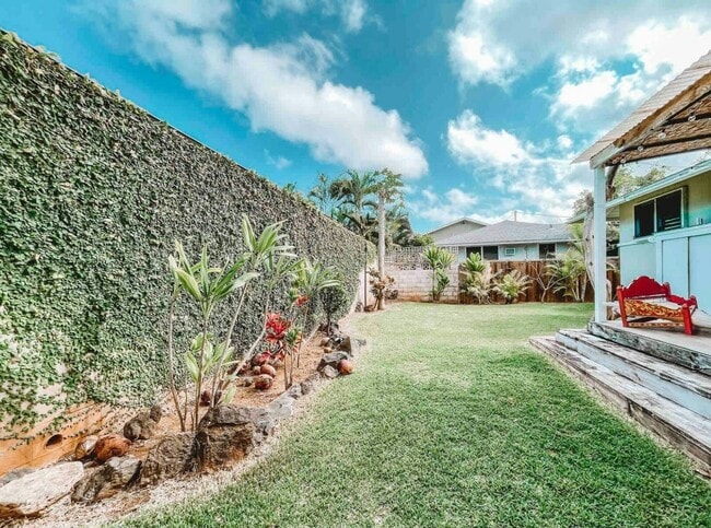 Building Photo - 328A Oneawa St