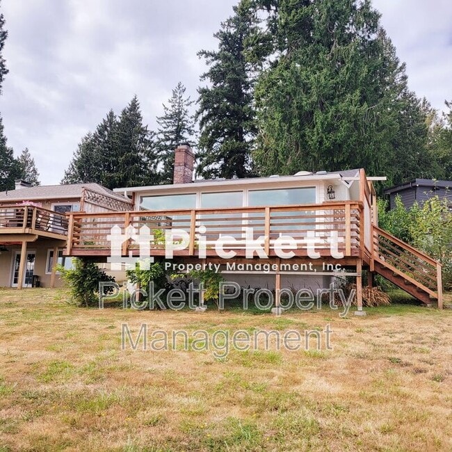 Building Photo - 2821 Erlands Beach Loop NW