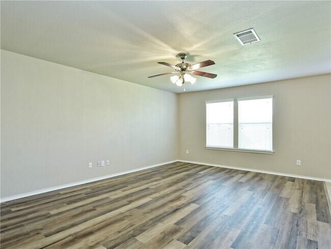 Building Photo - 11716 Alexs Ln