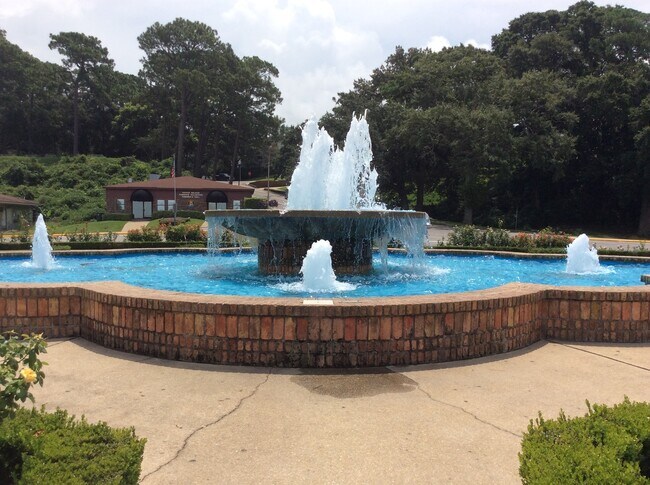 Building Photo - *Bayside Properties Residential 156