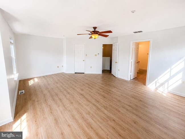 Building Photo - 308 Assembly Point Ct
