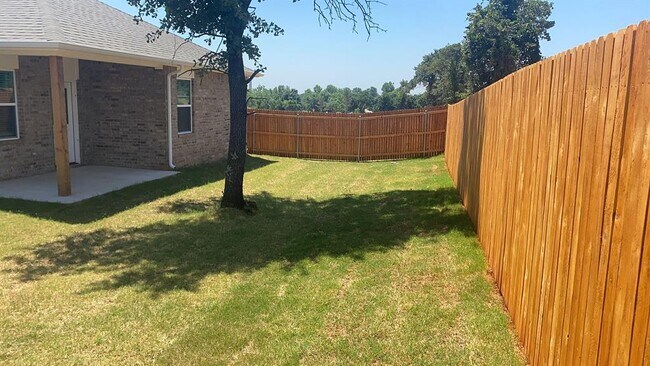 Building Photo - 12433 Ride Ave