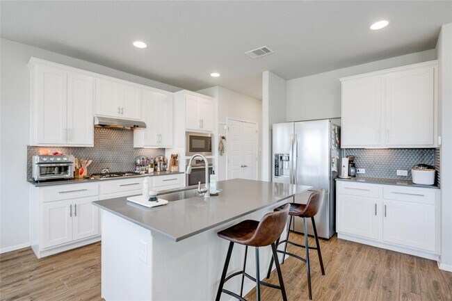 Building Photo - 7948 Castelardo Pl