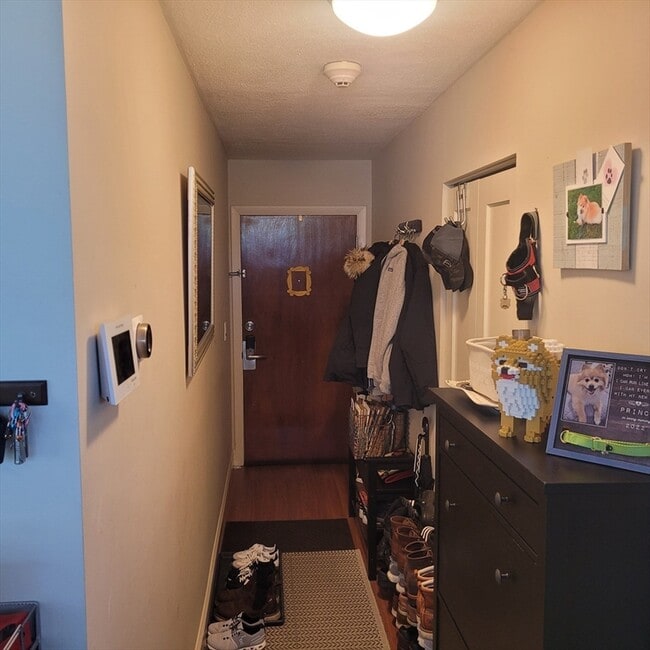 Building Photo - 935 Washington St