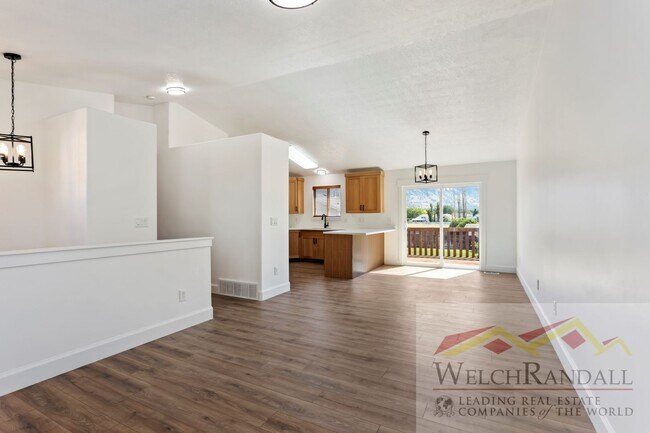 Building Photo - Beautiful Single-Family Home in Ogden