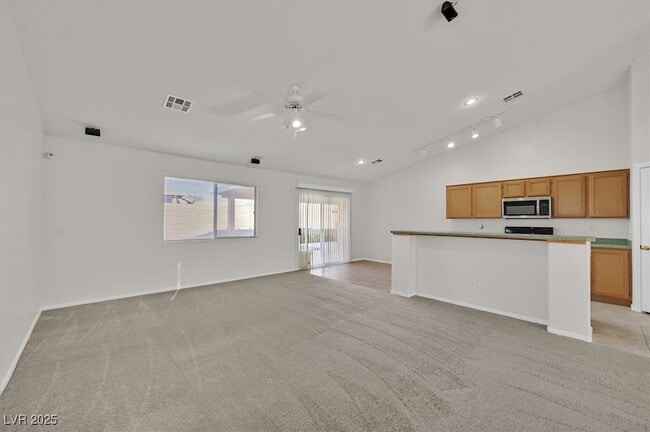 Building Photo - 7504 Evening Falls Dr