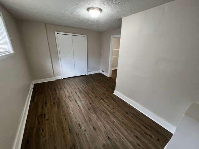 Building Photo - 1511 St Patrick St