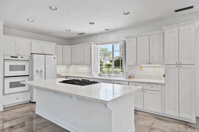 Newer, remodled kitchen - 5142 Pearce Dr