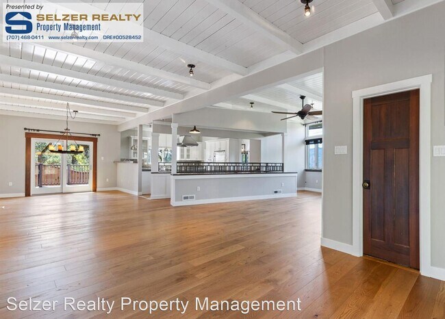 Building Photo - 3 br, 2.5 bath House - 805 Isola Way