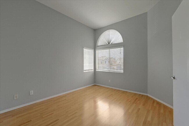 Building Photo - 4212 Vista Panorama Way