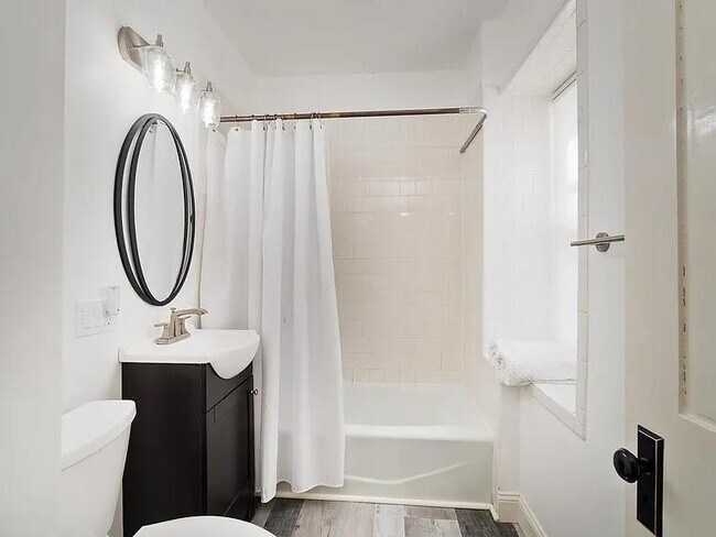 Building Photo - 77 Coggeshall Ave