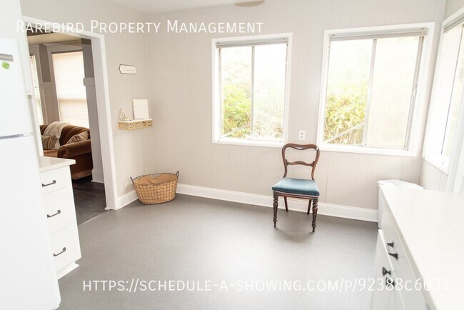 Building Photo - Charming 1 bedroom fo rent in NE Portland!