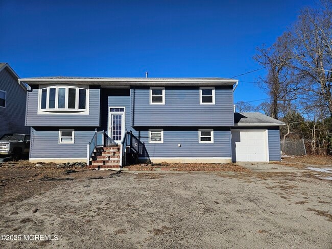 Building Photo - 118 Walnut Dr