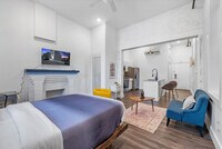 Building Photo - 18 W Elder St