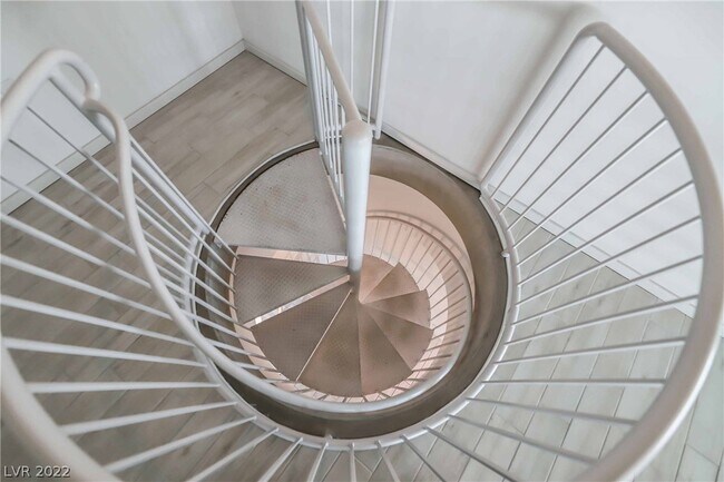 Building Photo - 900 S Las Vegas Blvd