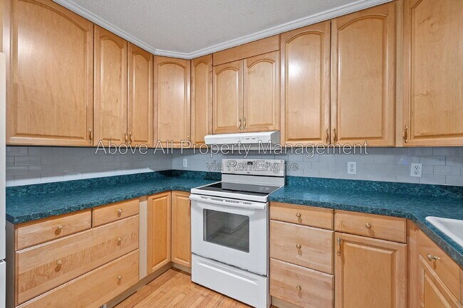 Building Photo - 207 Bay Dr
