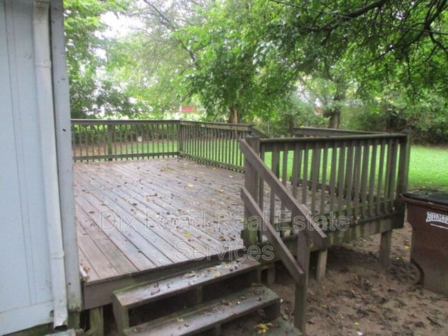 Building Photo - 3004 Finley St