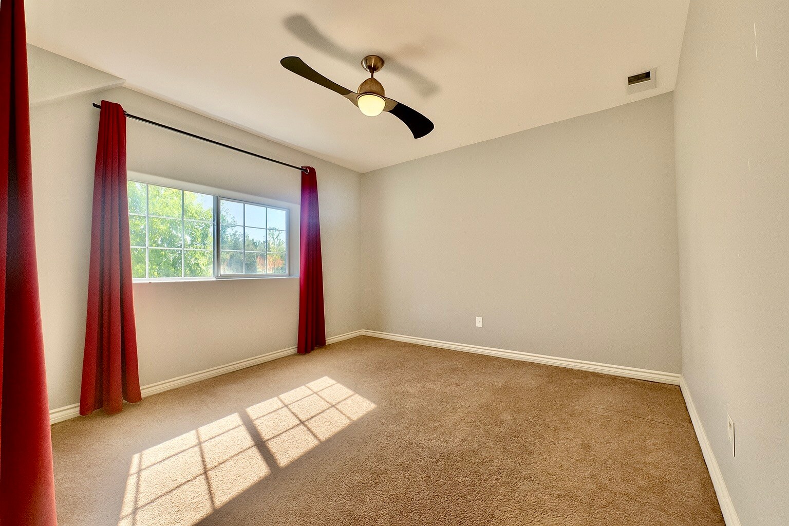 Building Photo - 8109 Ney Ave