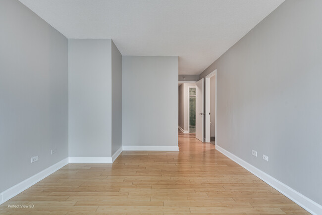 Building Photo - 2 E Erie St