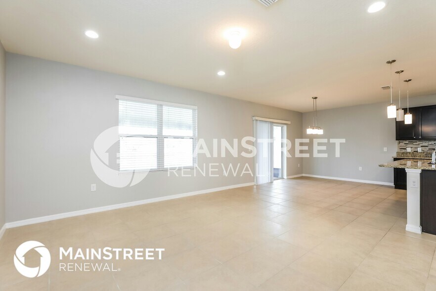 Building Photo - 4711 Lindever Ln
