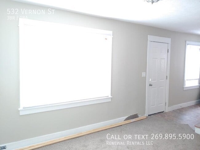 Building Photo - 532 Vernon St