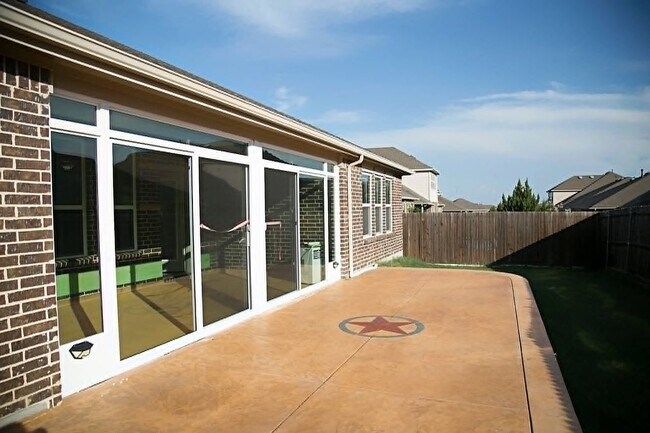 Building Photo - 8121 Belgian Blue Ct