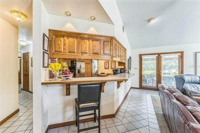Building Photo - 404 Anderson Dr