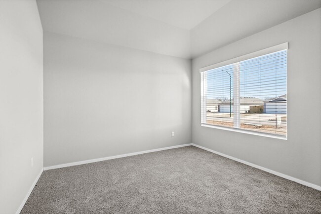 Building Photo - Home Sweet Home