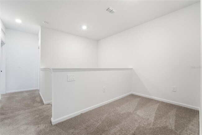 Building Photo - 2228 Red Sun St