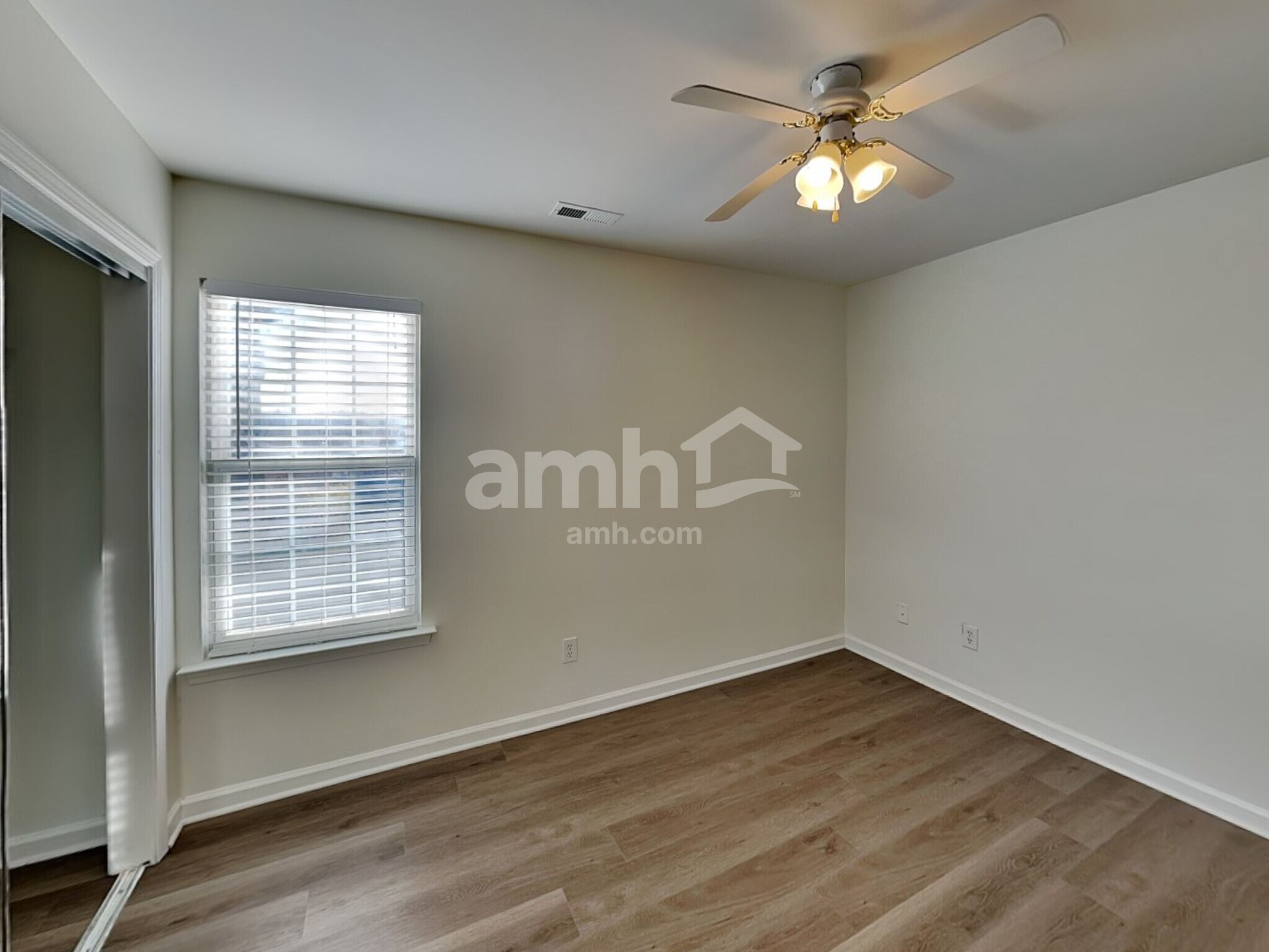 Building Photo - 154 Elrosa Rd